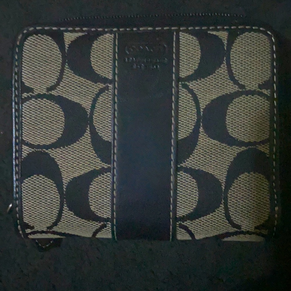 Coach wallet